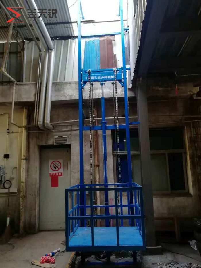 阿里导轨式升降货梯